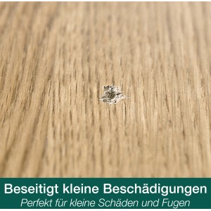 Beschädigter Eichenholzboden, ideal zur Reparatur mit dem Bona Home Repair Set.