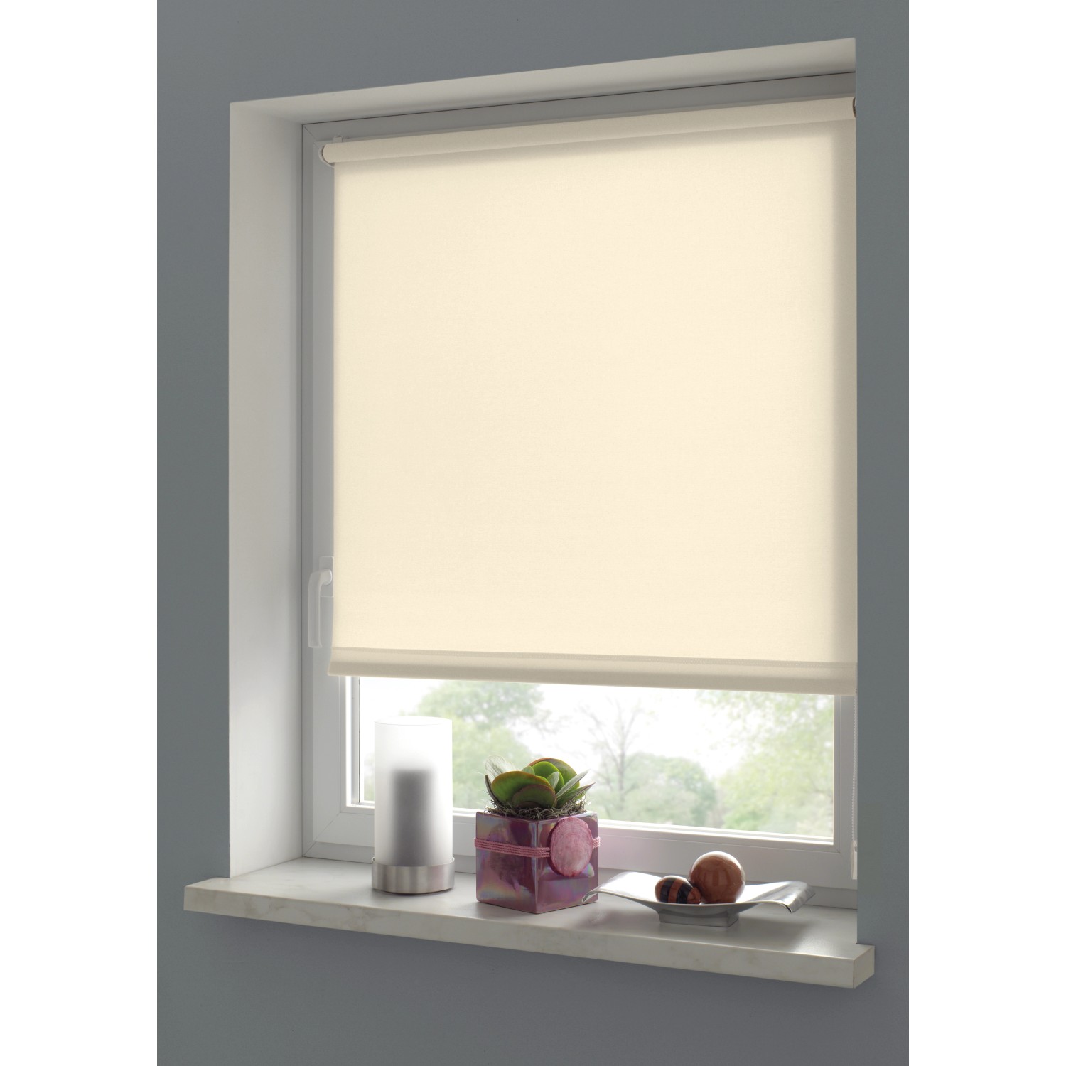 Gardinia EasyFix Rollo, 120x150 cm, weiß, am Fenster montiert. Sicht- und Sonnenschutz.