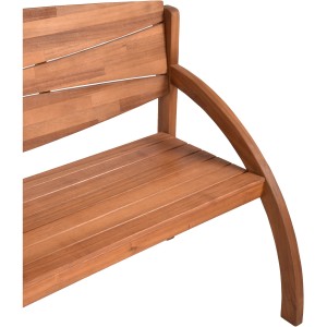 Gartenbank Hadia 3-Sitzer aus Akazienholz mit geschwungenen Armlehnen.