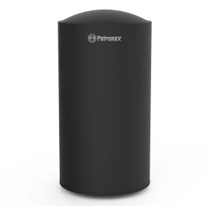 Schwarze Petromax Abdeckhaube Pyron Cover zum Schutz der Feuertonne vor Witterung.