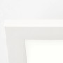 Detailaufnahme: Weißes, eckiges LED-Deckenpanel Buffi (60x60 cm) für Innenräume mit kaltweißem Licht.