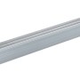 Silbernes Einschubprofil fit-fix 03 aus eloxiertem Aluminium, 29x13x900 mm, für Bodenleisten.