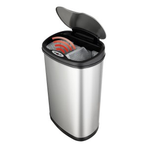 Mülleimer mit Sensor und Mülltrennsystem (22 l + 28 l) aus Edelstahl, Deckel geöffnet.