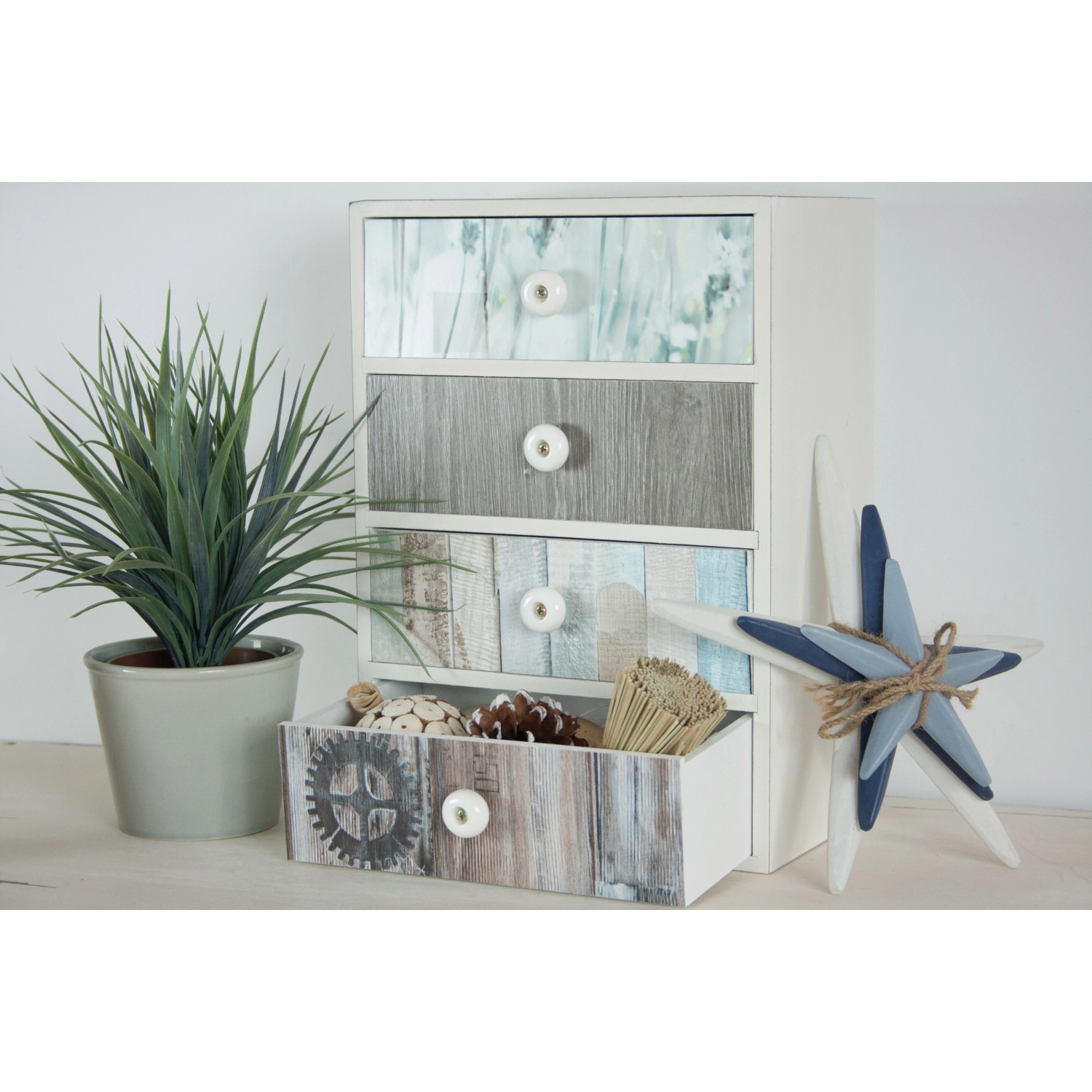 d-c-fix Klebefolie Rio Ocean auf Kommode, maritime Dekoidee.