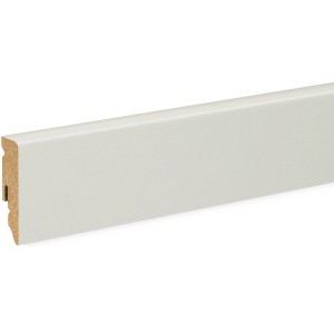 Weiße FN Neuhofer Sockelleiste FU062L (RAL9010) aus MDF mit Clip-System und Kabelkanal.