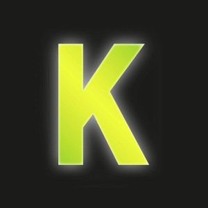 Gelber, reflektierender Klebebuchstabe K, 8 cm, zur Beschriftung von Oberflächen.