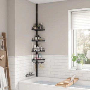 Schwarzes Songmics Duschregal mit 4 Ablagen und Teleskopstange im Badezimmer.
