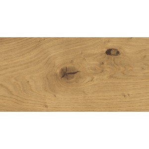 Nahaufnahme einer naturgeölten Landhausdiele aus Eiche mit Aststruktur.