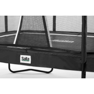 Detailansicht: Schwarzes Salta Premium Gartentrampolin mit Sicherheitsnetz und Schutzrand.