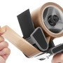 Packbandabroller mit braunem Packband (66m x 50mm) in Verwendung.