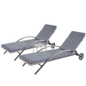 2er-Set graue Sonnenliegen mit dunkelgrauen Kissen und kleinem Tisch