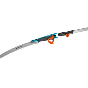 Gardena combisystem Gartensäge 300 PP gebogen mit Anschlussstück für Teleskopstiel.