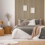 Schlafzimmer mit Grosfillex Wandverkleidung Element 3D Optik Linio Ash als Akzentwand.