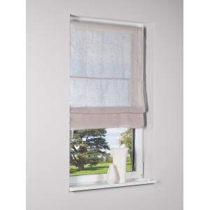 Beiges OBI Raffrollo Leinen Fabiona, 100x170 cm, am Fenster mit Ausblick ins Grüne.