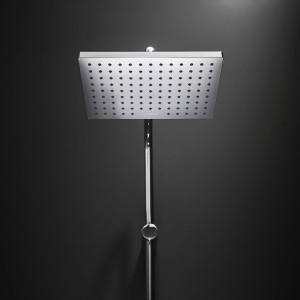 Hansgrohe Vernis Shape Duschsystem 230mm EcoSmart in Chrom, quadratische Kopfbrause.