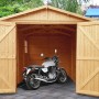 TIMBELA Holzgarage M105 mit Fenster und Motorrad. Fertiggarage aus Holz mit geöffneten Türen.