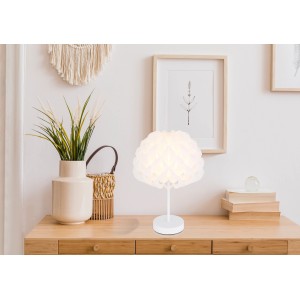 Weiße Globo Tischlampe Irene, 260x350 mm, modernes Design für den Innenbereich.