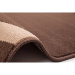 Detailansicht des Teppichs Moda 4210 in Mokka, 190x280 cm. Moderner Flachflor-Teppich mit beigem Streifen.