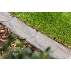 Diephaus Rasenmähkante Rando Muschelkalk, 24x12x4 cm, als Beet- und Rasenbegrenzung.