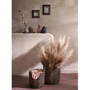 Dekorative, schwarze Steingut-Vase Ancient Secrets, 16,5 cm hoch, als Wohnaccessoire.