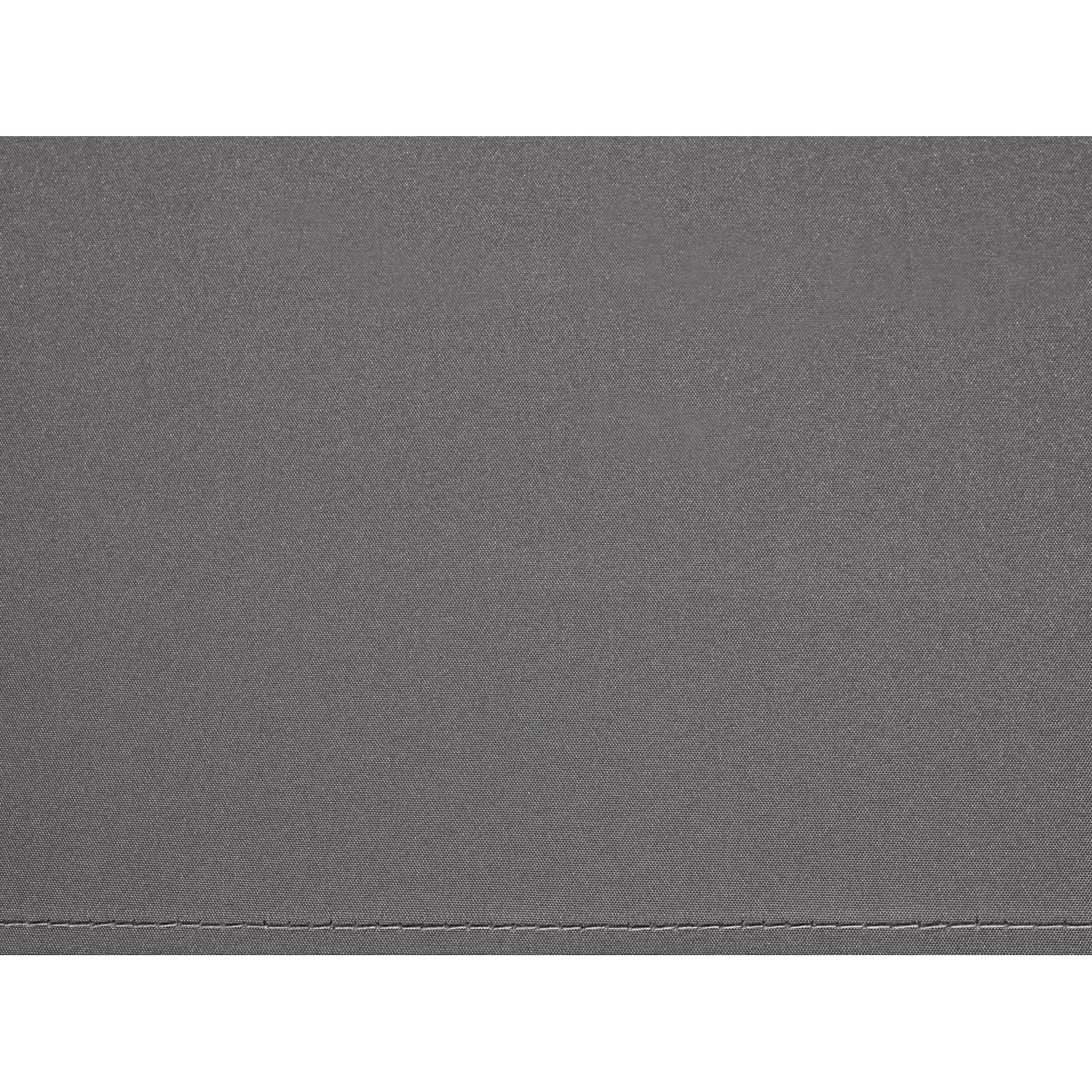 Detailaufnahme des anthrazitfarbenen Markisenstoffs der Kassettenmarkise Maraca.