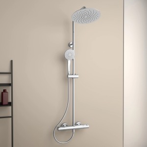 Ideal Standard Ceratherm T50 Duschsystem aus Chrom mit Kopf- und Handbrause.