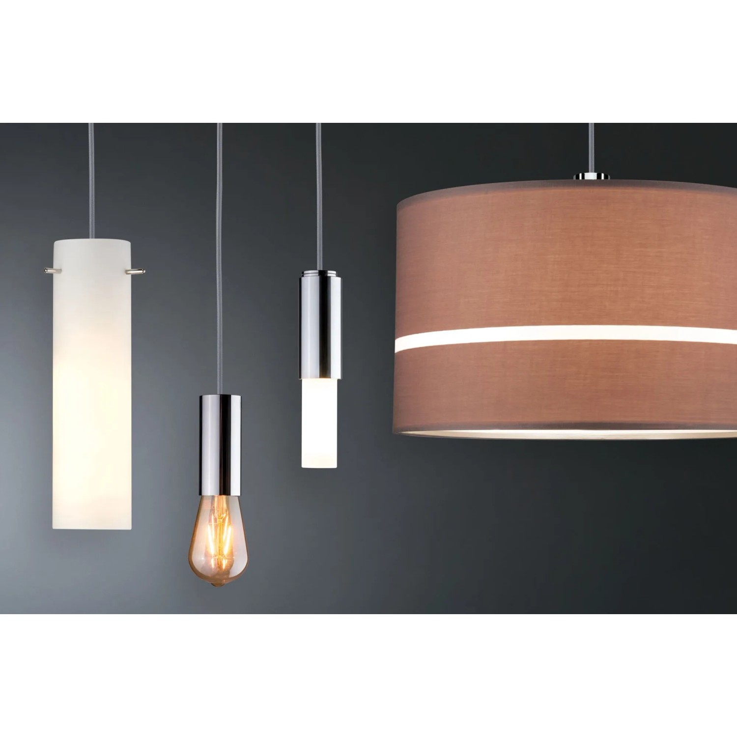 Paulmann URail Pendelleuchten in Weiß und Chrom, Teil des LED-Schienensystems.