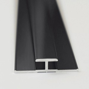 Breuer Profilset 2 für Rückwände, Chrom, 255cm, Verbindungsprofil und Abschlussprofile für Duschwände.