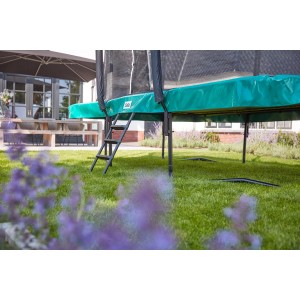 Salta Trampolin-Leiter XL, höhenverstellbar für Trampoline von 95-105 cm Höhe.