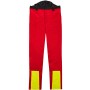 Rote Scheibler Schnittschutz-Bundhose Basic mit gelben Warnkeilen, Teil der Arbeitskleidung.