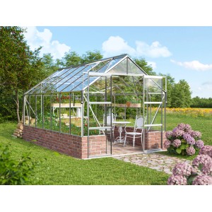 Vitavia Gewächshaus Cassandra 9900 Sand, 9,9 m², mit Glas, Aluminiumrahmen und Pflanzen im Inneren.