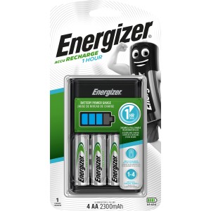 Energizer Schnell-Ladegerät mit 4 AA Akkus. Ladegerät mit Akkuanzeige in Verpackung.