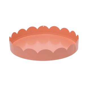 Korallefarbenes Tablett mit gewelltem Rand, Durchmesser 25 cm, aus Eisen.