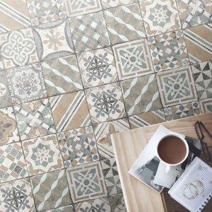 Mehrfarbige, matte Bodenfliese aus Feinsteinzeug, 20x20 cm, mit Mustern. Ideal für Wohnräume.