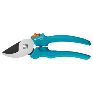 Gardena EasyCut Gartenschere, Bypass-Schnitt bis 20 mm, mit blau-türkisen Griffen.