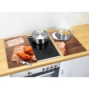 Allstar Glasabdeckplatten Nice Day 2er-Set auf Herd mit Töpfen und Lebensmitteln.