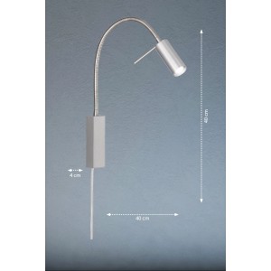 Nickelfarbene LED-Wandlampe River von Fischer & Honsel, 40 cm, mit flexiblem Arm für gezieltes Licht.