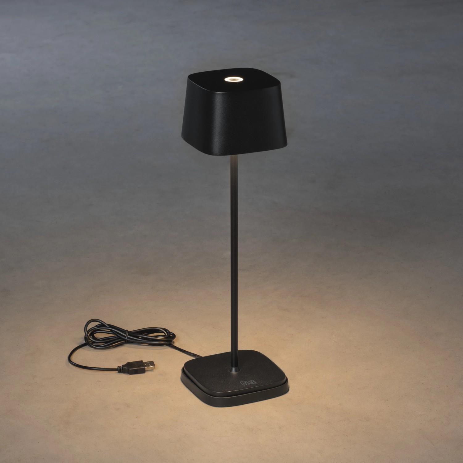 Schwarze Konstsmide LED-Tischleuchte Capri, 36 cm, für Innen und Außen, mit USB-Kabel.