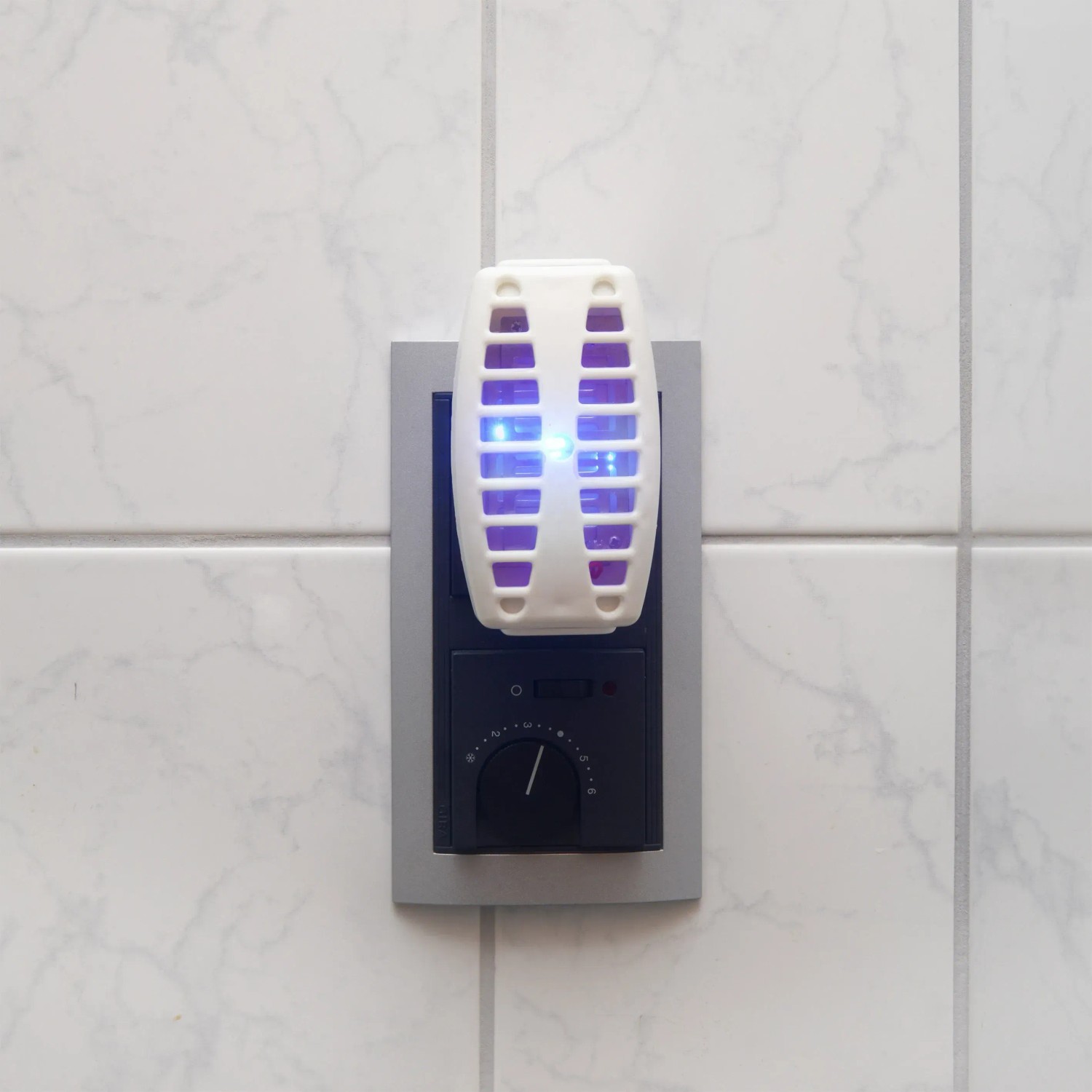 Gardigo UV LED Insektenvernichter 25m² jetzt bestellen