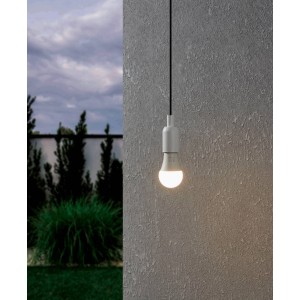 Eglo E27 LED Leuchtmittel in Globeform, 9W, warmweißes Licht. Energiesparende Glühbirne für Wohnräume.