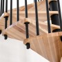 Detailaufnahme: Minka Spindeltreppe Spiral Wood Buche, schwarze Metallteile, helle Holzstufen.