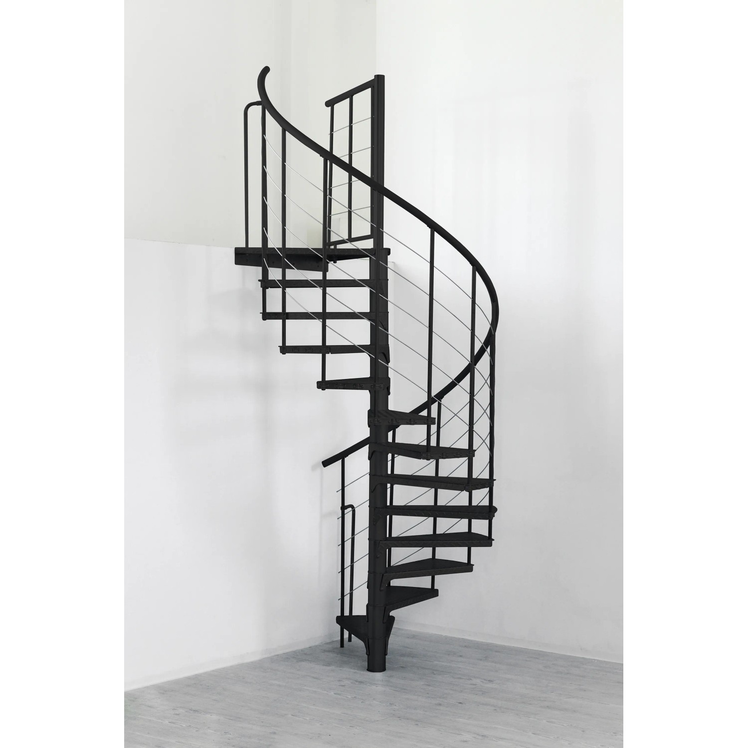 Schwarze Minka Außentreppe Spino Zink, Ø 120 cm, Spindeltreppe für den Garten.