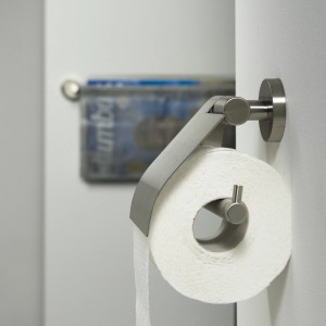 Tiger Toilettenpapierhalter Boston mit Deckel, Edelstahl gebürstet, zur Wandmontage.