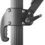 Detailaufnahme des anthrazitfarbenen Schneider Rhodos Grande Ampelschirms mit Kurbelmechanismus.
