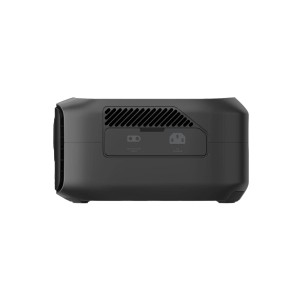 Rückansicht der schwarzen EcoFlow River 3 Powerstation (245 Wh) mit Anschlüssen.