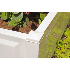 Rechteckiger, weißer KHW Pflanzkasten aus Kunststoff, ideal für Kübelpflanzen.