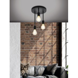 Schwarze Eglo Deckenleuchte Wilmcote mit drei E27-Fassungen und Leuchtmitteln vor Backsteinwand.