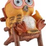 Brauner Solar LED Vogel auf Holzstuhl, 8x11x15cm, als Deko für Garten & Balkon.