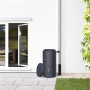 Garantia Regenwasserbehälter Nordic 300 l in Graphite Grey mit Deckel im Garten.