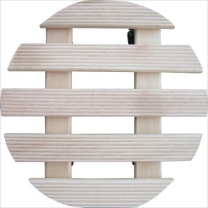 Runder Pflanzenroller aus Buchenholz, naturfarben und geriffelt, Ø 30 cm.